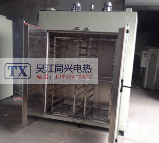 ���̺���